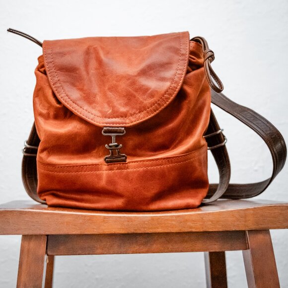 Rough & Tumble 1904 Small 3 Way Carry Bag - Picture 2 of 14